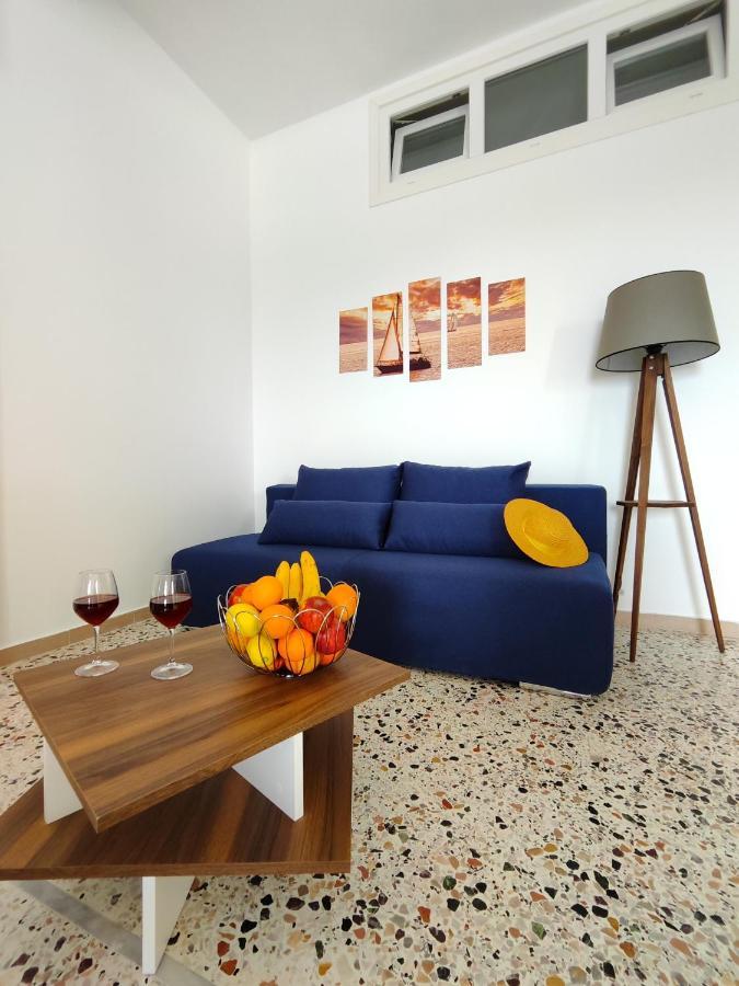 Oasis Apartments Perissa  Luaran gambar