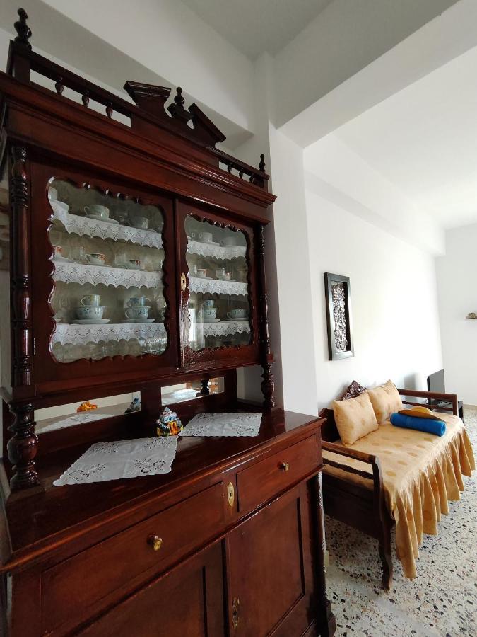 Oasis Apartments Perissa  Luaran gambar